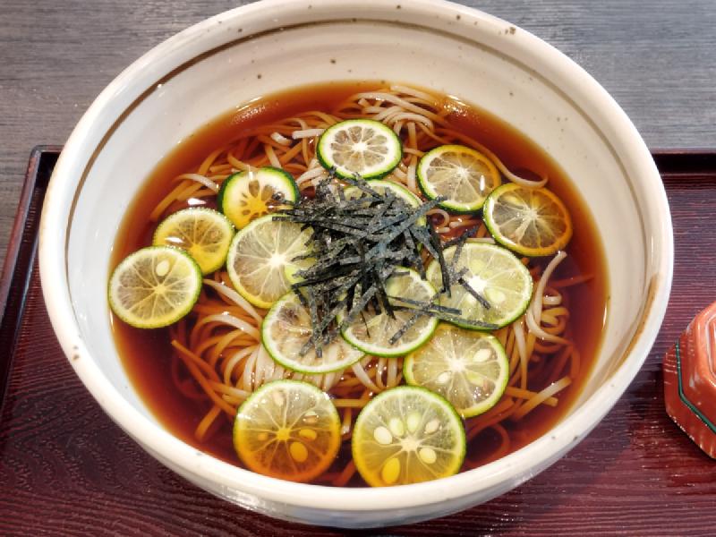 すだち蕎麦